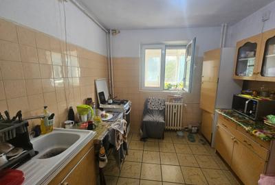 Apartament cu 3 camere decomandat în Rahova - 5