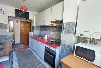 Apartament cu 2 camere semidecomandat în Micro 4