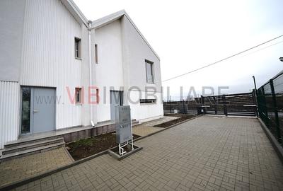 Casă cu 4 camere cu Canalizare în Odăi - 2