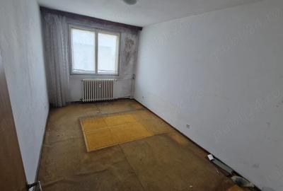 Apartament cu 2 camere decomandat în Dristor - 8