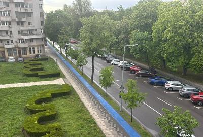Apartament cu 3 camere decomandat în Central - 2