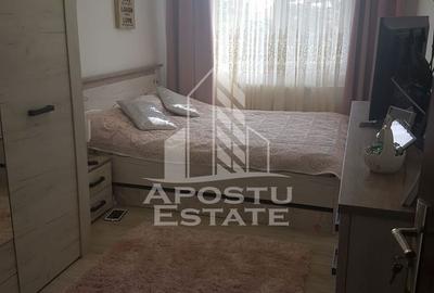 Apartament cu 3 camere semidecomandat, mobilat în Dacia - 9