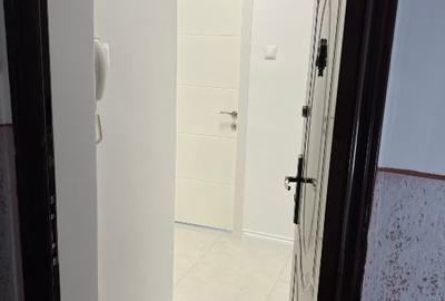 Apartament cu 2 camere semidecomandat în George Enescu
