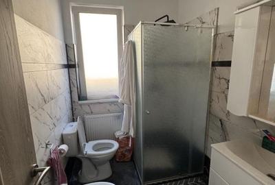 Casă cu 7 camere cu Teren 670 Mp în Recea - 5
