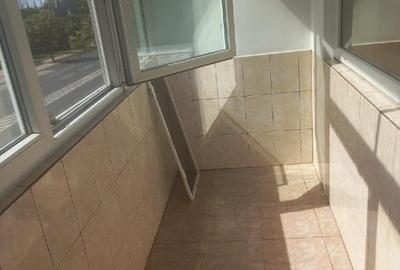 Apartament cu 2 camere decomandat în Casa de Cultură - 10