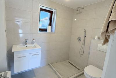 Casă cu 2 camere în Central