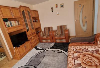 Apartament cu 2 camere semidecomandat în George Enescu