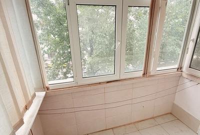 Apartament cu 3 camere semidecomandat în Cuza Vodă