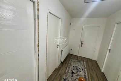 Casă cu 5 camere cu Teren 960 Mp în Central - 2