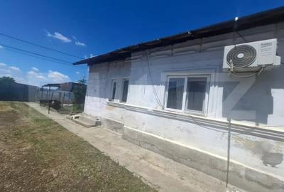 Casă cu 5 camere cu Teren 5800 Mp în Crângurile - 11