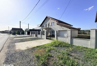 Casă cu 4 camere cu Teren 630 Mp în Livada - 14