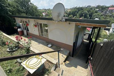 Casă individuală cu 3 camere cu Canalizare în Războieni - 2