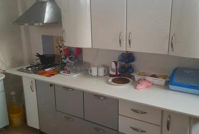 Casă cu Teren 200 Mp în Central - 3