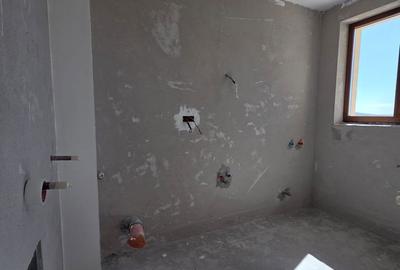 Casă cu 5 camere cu Teren 500 Mp în Podgoria - 6