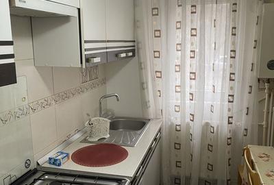 Apartament cu 3 camere în Central - 1