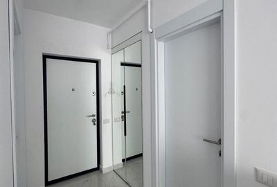 Garsonieră decomandată în Roșu