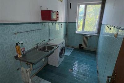 Apartament cu 3 camere decomandat în Berceni - 6