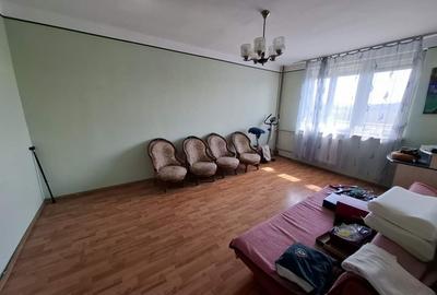 Apartament cu 3 camere decomandat în Exterior Vest - 7