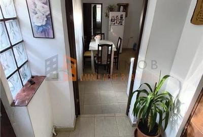 Casă individuală cu 3 camere cu Teren 155 Mp în 23 August - 8