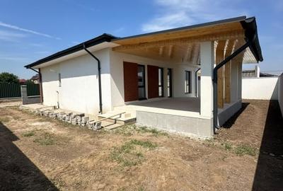 Casă individuală cu 4 camere cu Canalizare în Bragadiru - 3