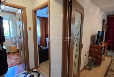 Apartament cu 3 camere semidecomandat în Micro 14 - 11