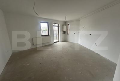 Apartament cu 3 camere semidecomandat în Aurel Vlaicu