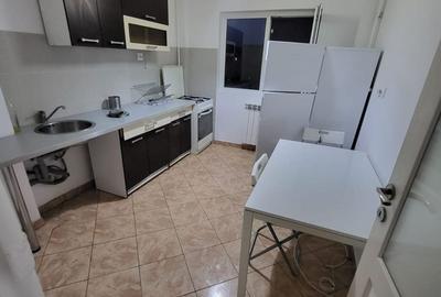 Apartament cu 3 camere decomandat în Militari