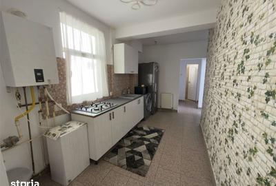 Apartament cu 3 camere semidecomandat în Democrației - 10