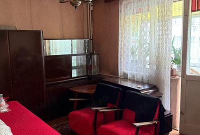 Apartament cu 3 camere semidecomandat în Rogerius - 1