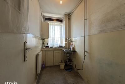 Apartament cu 2 camere semidecomandat în Florilor