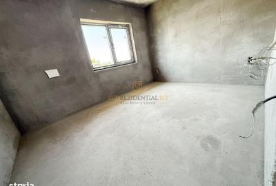 Casă cu 4 camere în Vidra