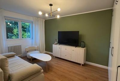 Apartament cu 2 camere decomandat, mobilat în P-ța Victoriei - 2