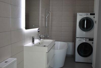 Apartament cu 3 camere decomandat în George Enescu