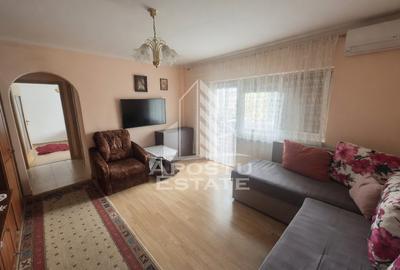Apartament cu 3 camere nedecomandat în Dâmbovița