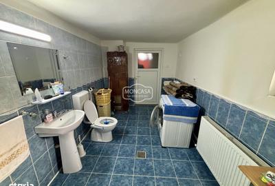 Casă cu 2 camere în Central