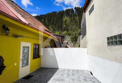 Apartament cu 2 camere decomandat, mobilat în Brașovul Vechi - 1