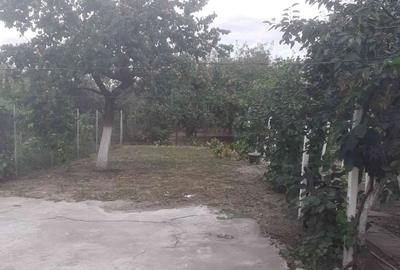 Casă cu 3 camere cu Teren 188 Mp în Central
