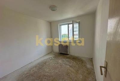Apartament cu 2 camere semidecomandat în 1 Decembrie 1918 - 1