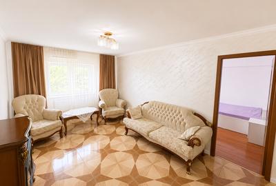 Apartament cu 4 camere decomandat în Ultracentral