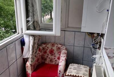 Apartament cu 2 camere decomandat în Rovine - 3