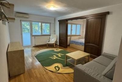 Apartament cu 4 camere decomandat, mobilat în Lujerului