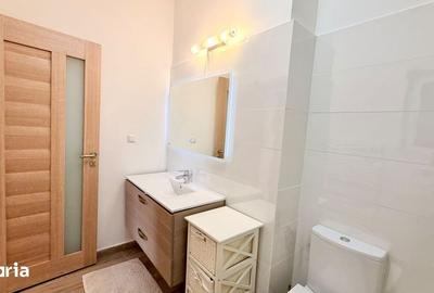 Apartament cu 3 camere în Plopilor