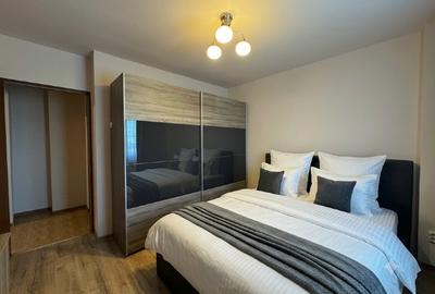 Apartament cu 2 camere decomandat, mobilat în Republicii
