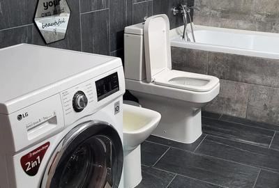 Casă cu Teren 250 Mp în Central