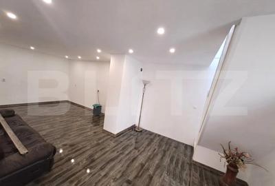Casă cu 4 camere cu Teren 700 Mp în Purcăreni