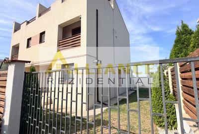 Duplex cu 7 camere cu Canalizare în Berceni