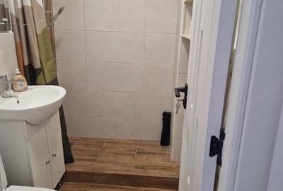 Apartament cu 2 camere semidecomandat în Ultracentral
