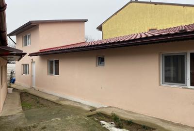 Casă cu 3 camere în Central - 1