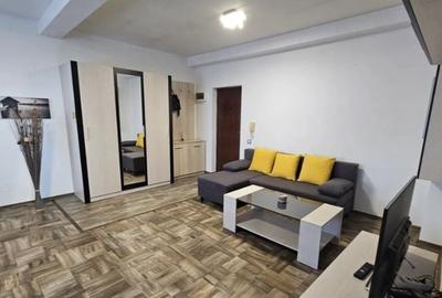 Apartament cu 2 camere semidecomandat, mobilat în Văcăresti