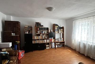 Casă cu 5 camere cu Canalizare în Priseaca - 18